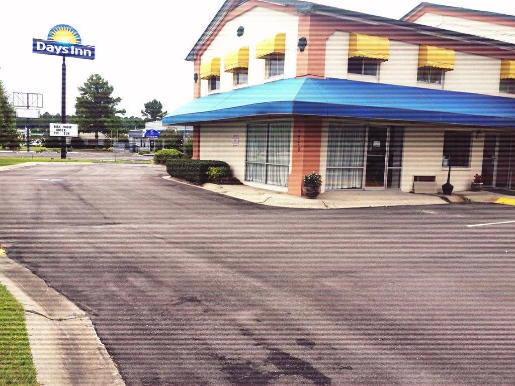Econo Lodge Cherry Point Havelock Eksteriør bilde