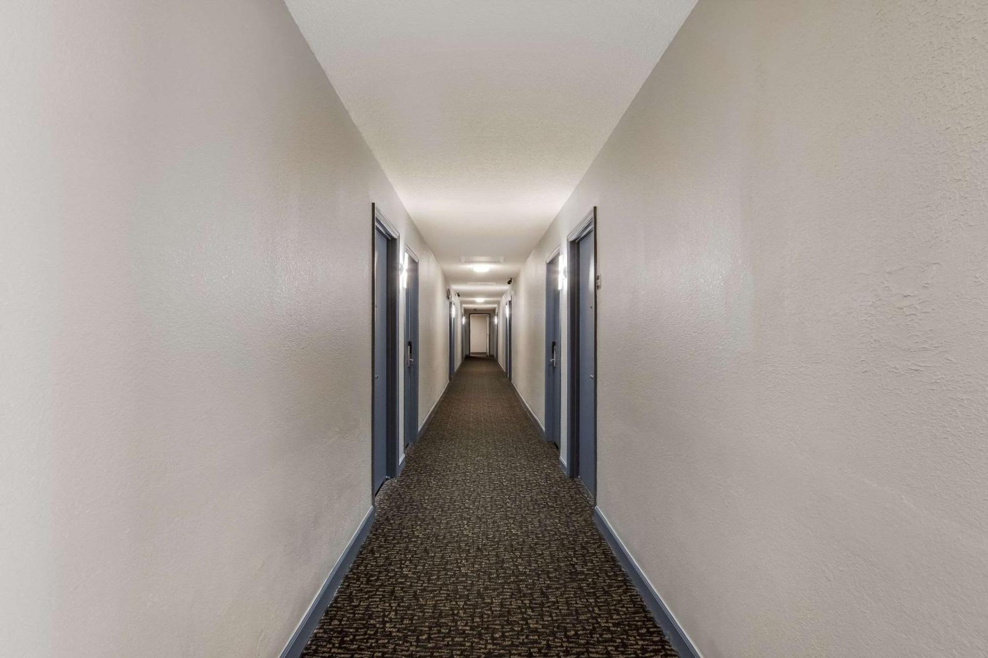 Econo Lodge Cherry Point Havelock Eksteriør bilde