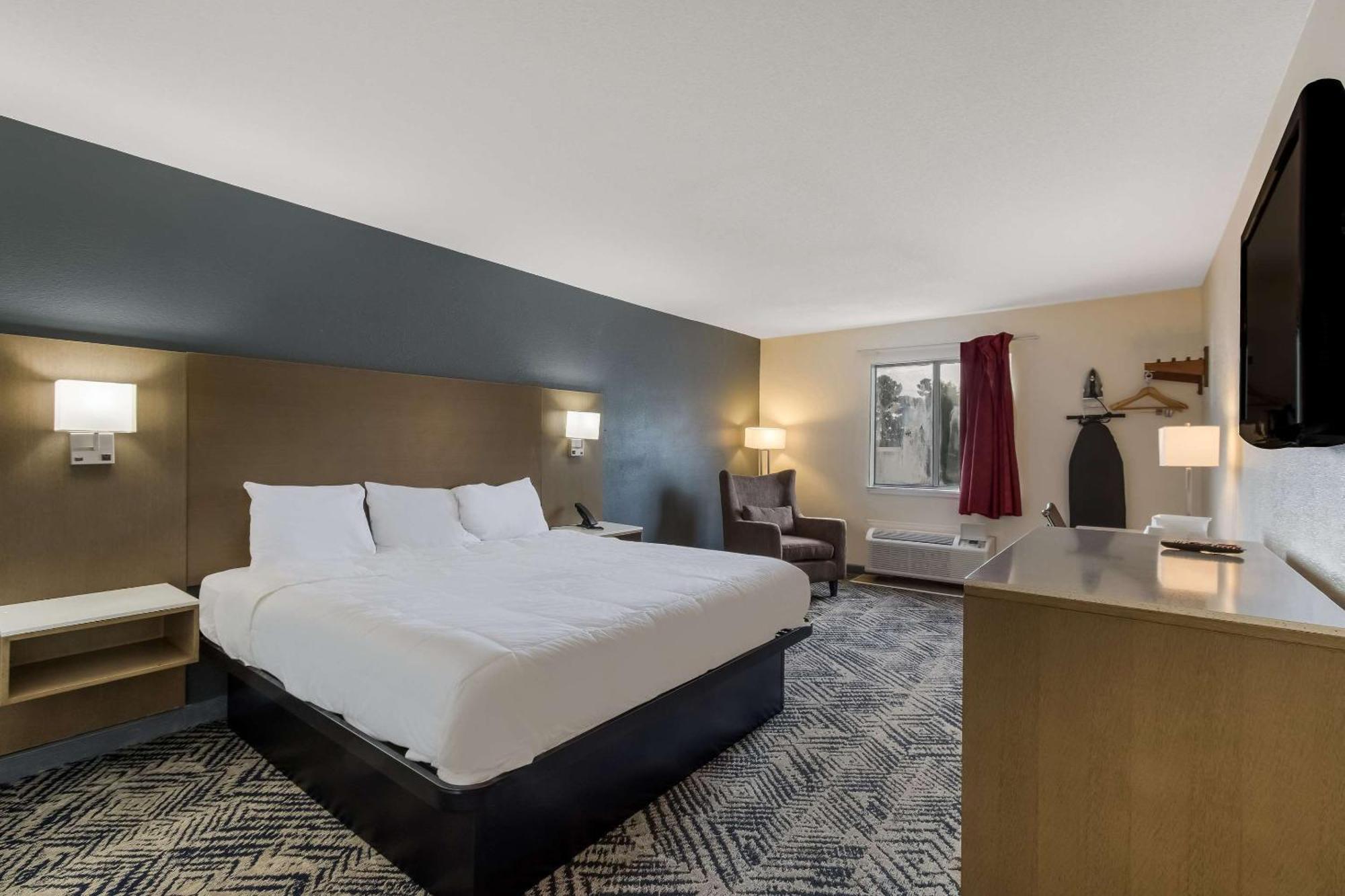 Econo Lodge Cherry Point Havelock Eksteriør bilde