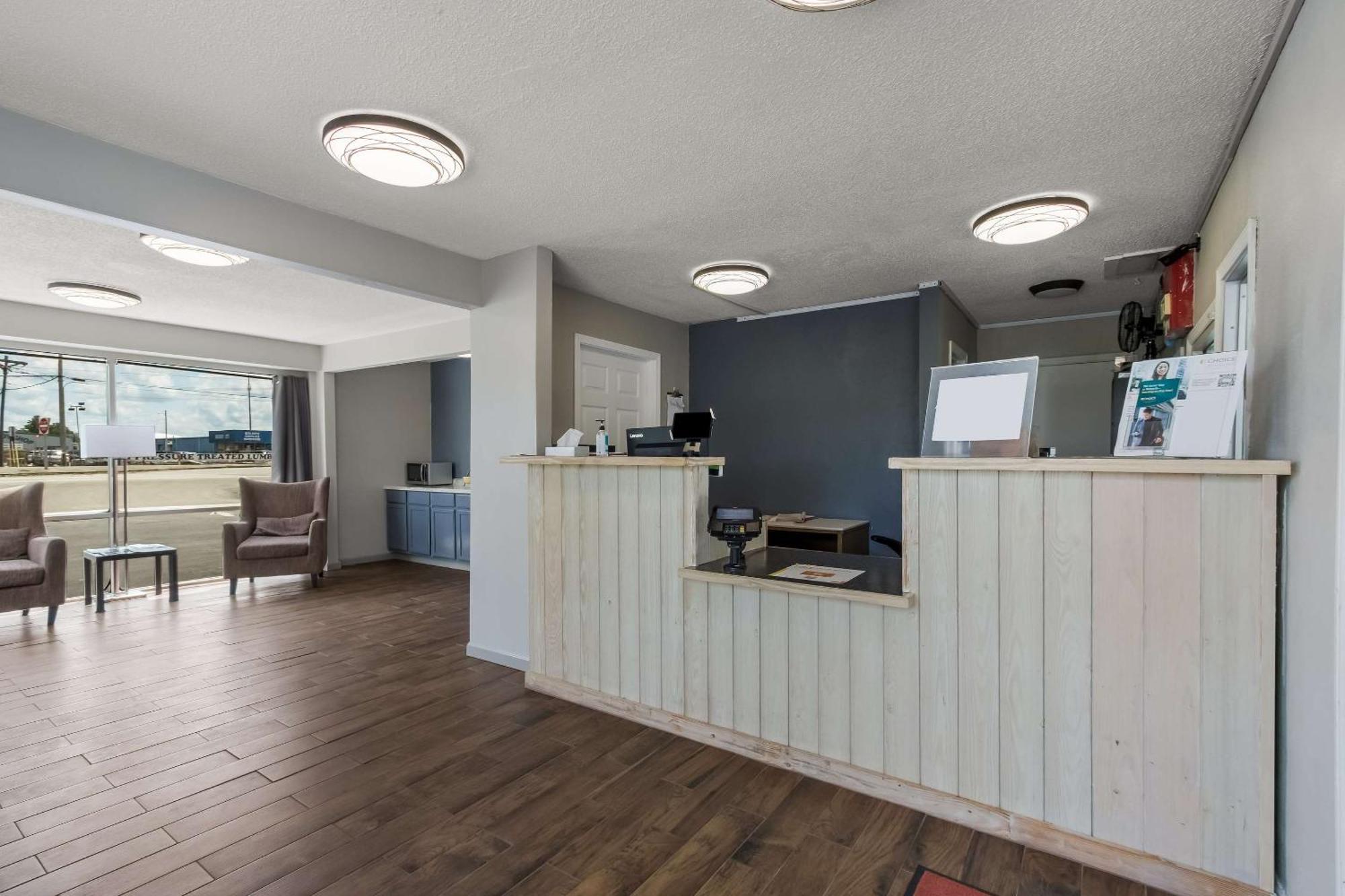 Econo Lodge Cherry Point Havelock Eksteriør bilde