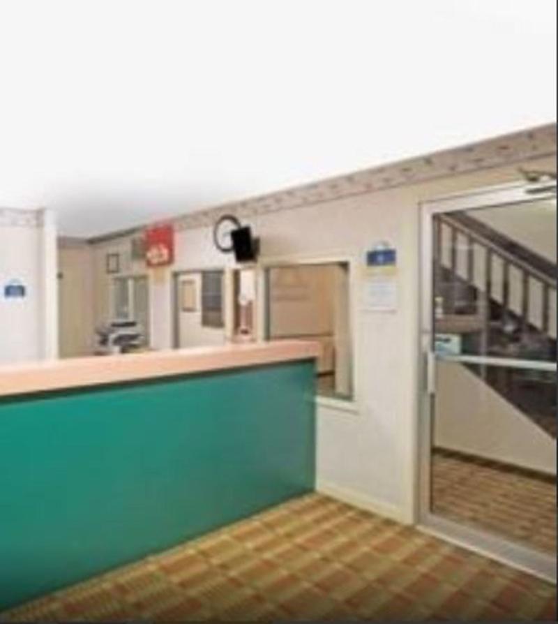 Econo Lodge Cherry Point Havelock Eksteriør bilde